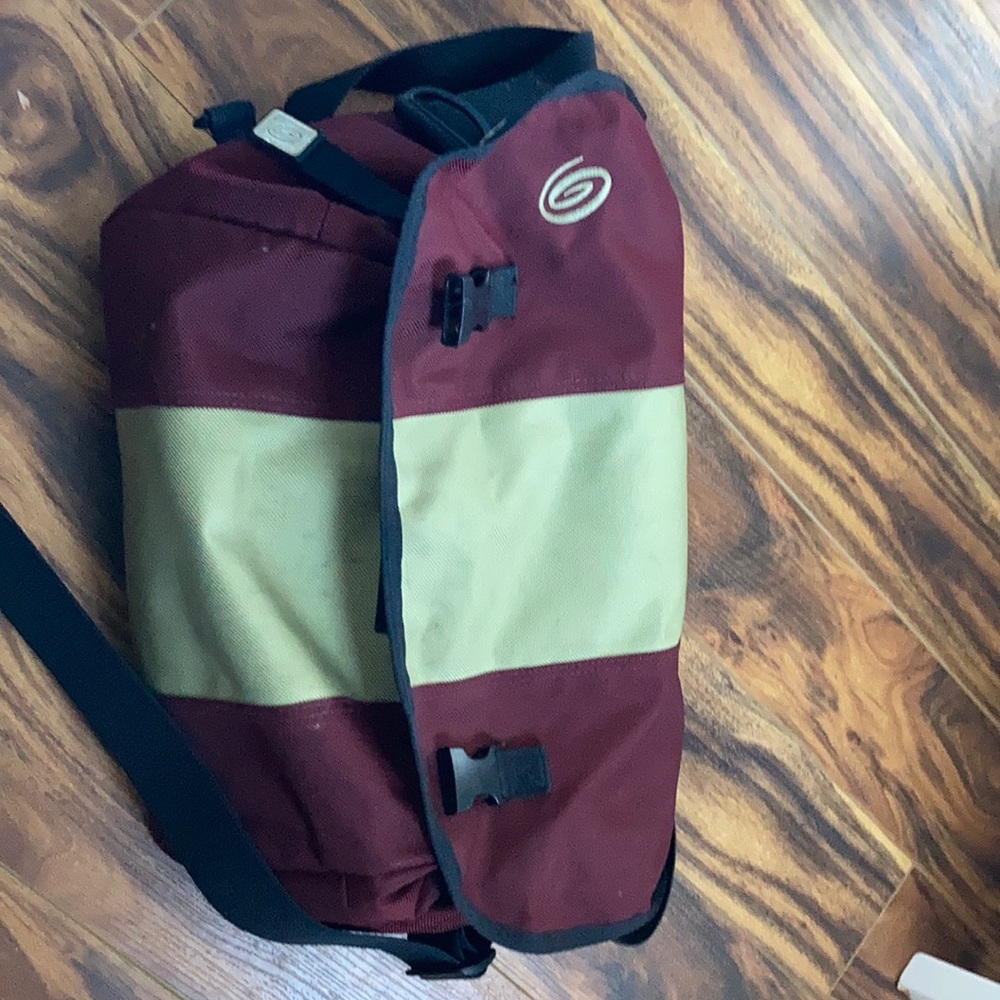 Timbuk2 messenger bag